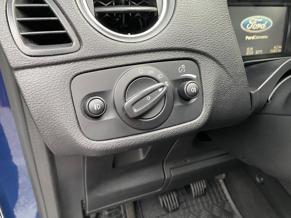 Ford S-MAX 2.2TDCi  7míst