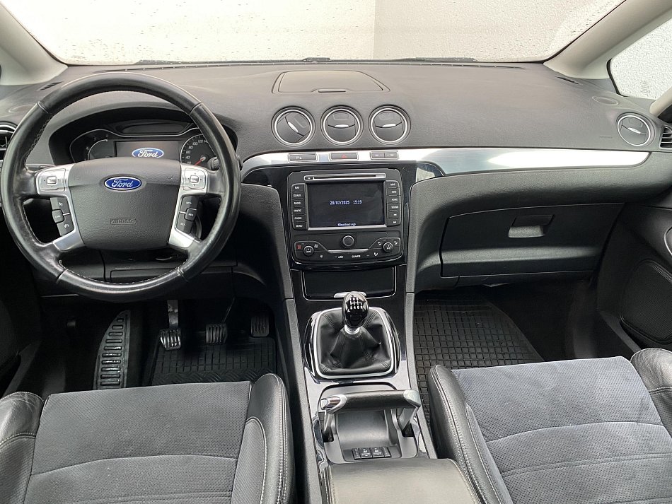 Ford S-MAX 2.2TDCi  7míst