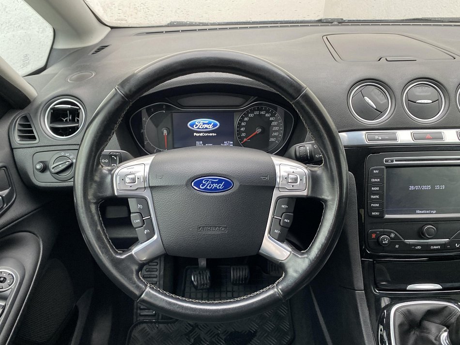 Ford S-MAX 2.2TDCi  7míst