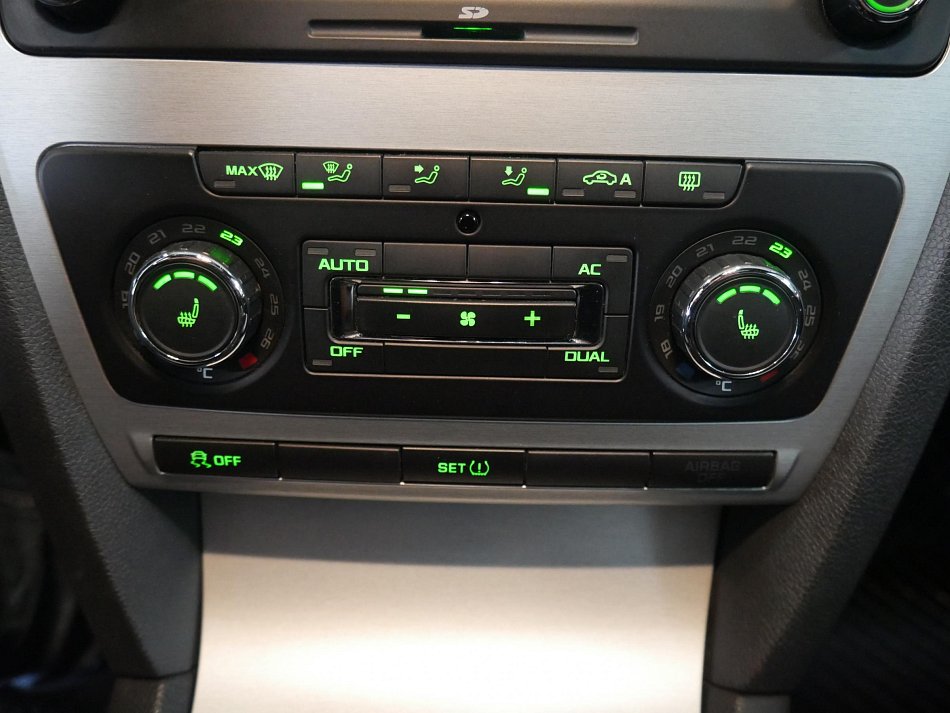 Škoda Octavia II 2.0i 