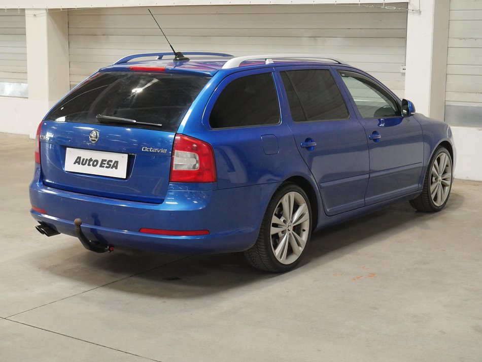 Škoda Octavia II 2.0i 