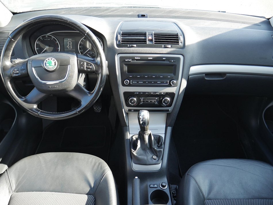 Škoda Octavia II 1.8 TSi Elegance