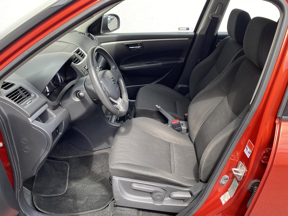 Suzuki Swift 1.2 i 