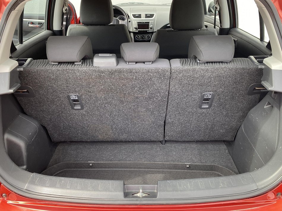 Suzuki Swift 1.2 i 