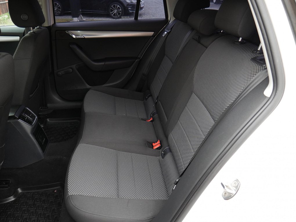 Škoda Octavia III 1.6TDi Ambition Fresh