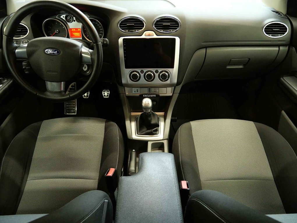 Ford Focus 1.6i 