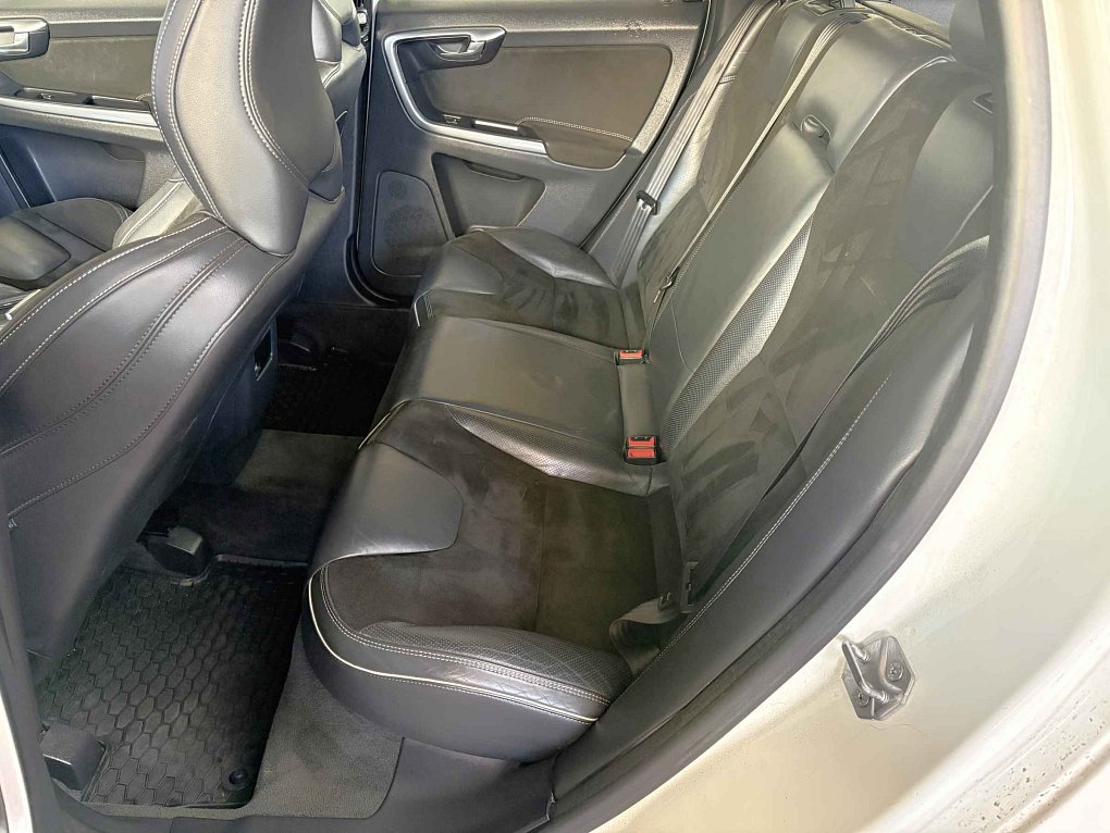 Volvo XC60 2.0 D4 