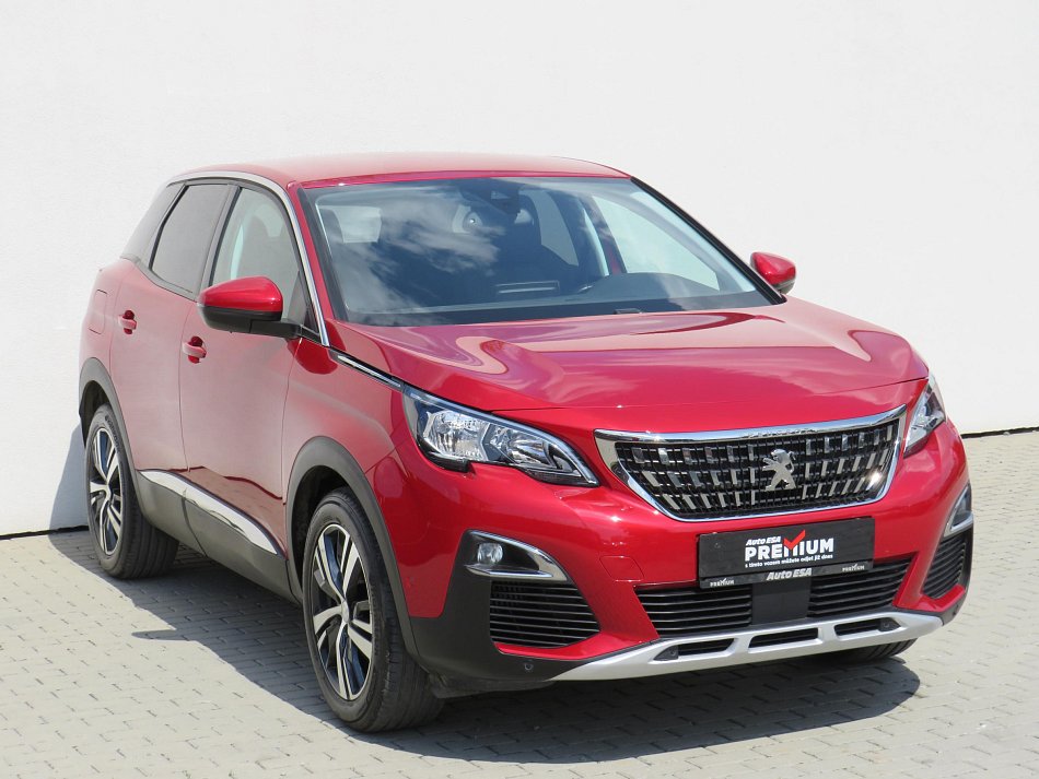 Peugeot 3008 1.2PT Allure