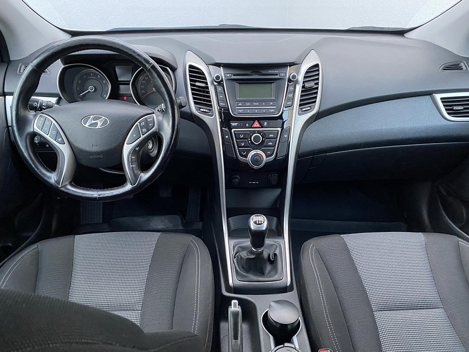 Hyundai I30 1.6 CVVT Trikolor