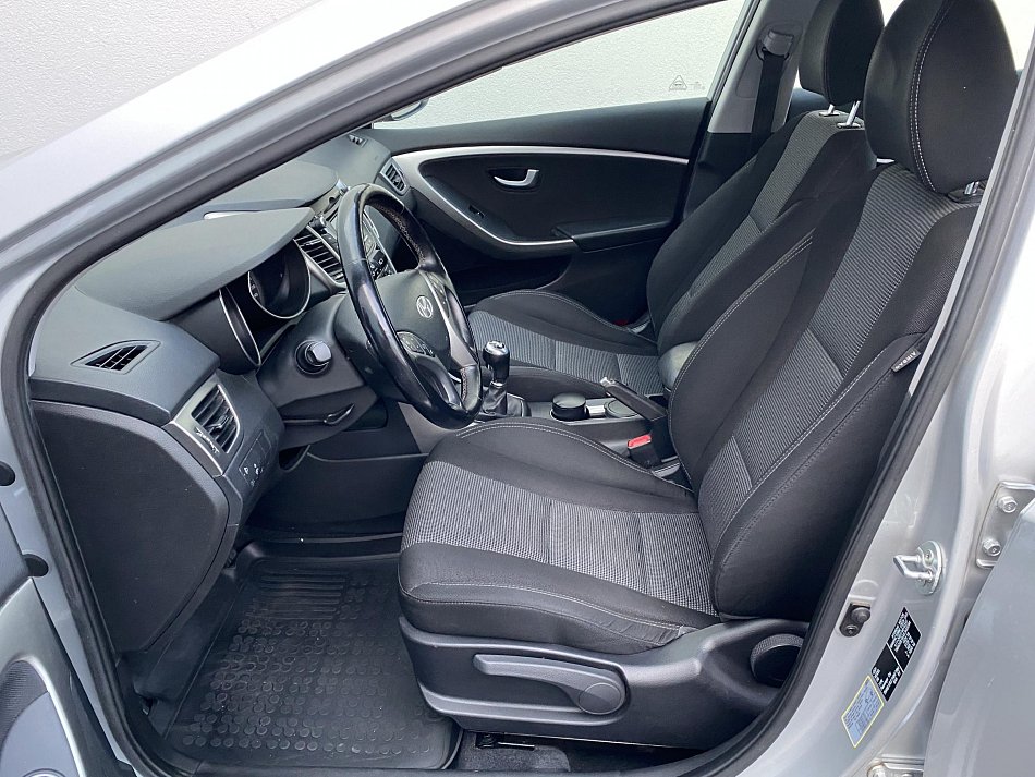 Hyundai I30 1.6 CVVT Trikolor