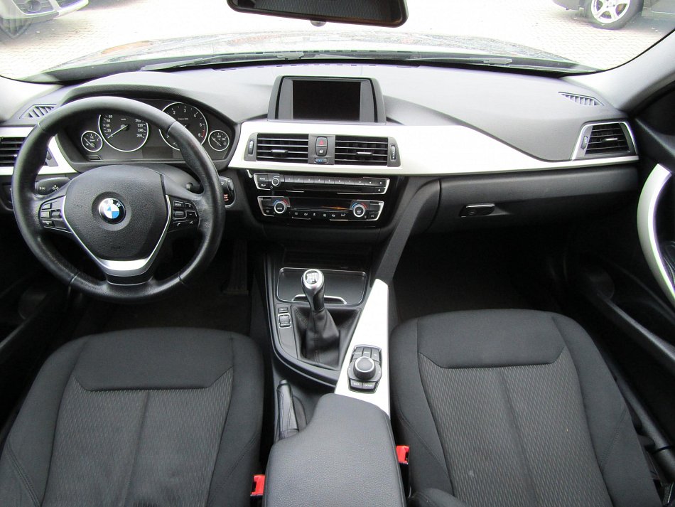 BMW Řada 3 2.0d  318d