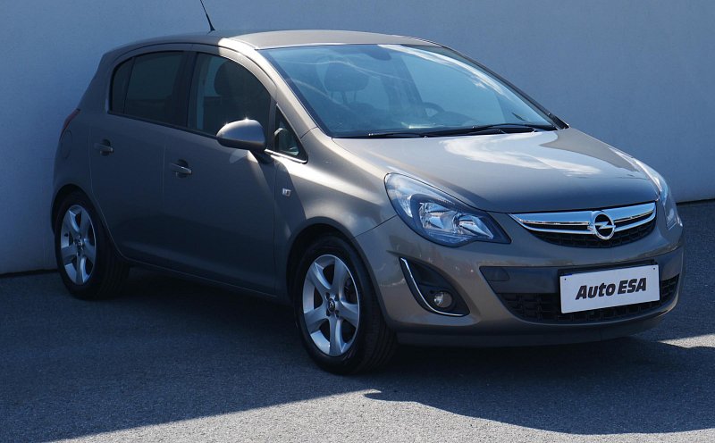 Opel Corsa 1.2i Sport