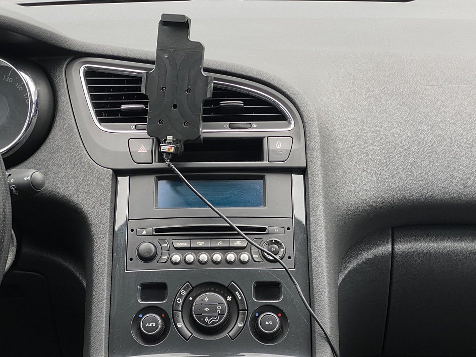Peugeot 5008 2.0 HDi 
