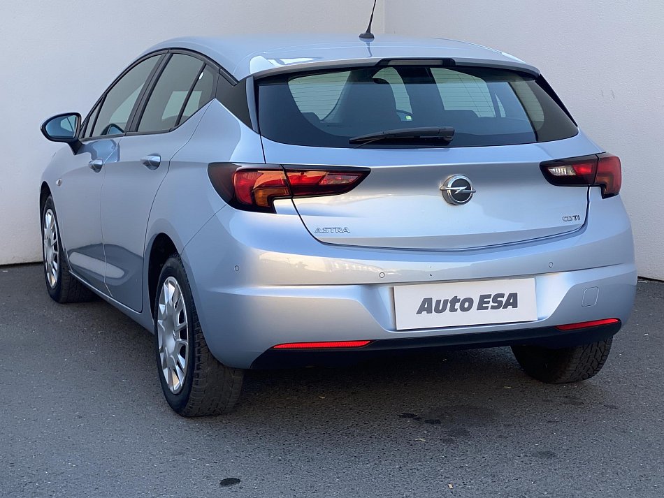Opel Astra 1.6 16V 