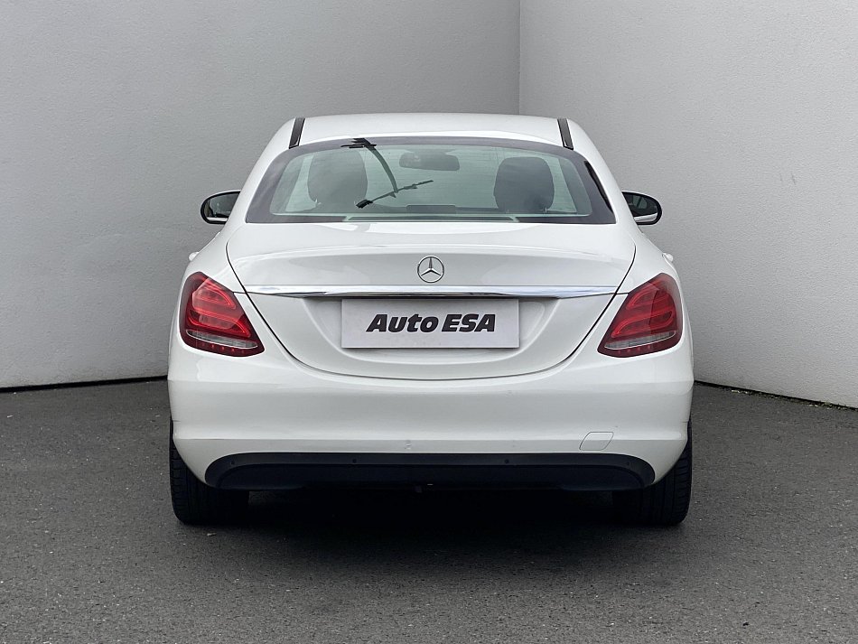 Mercedes-Benz Třída C 2.2 CDi  C 220