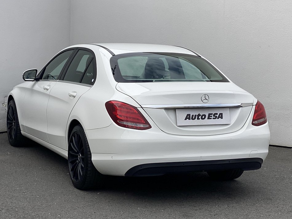 Mercedes-Benz Třída C 2.2 CDi  C 220