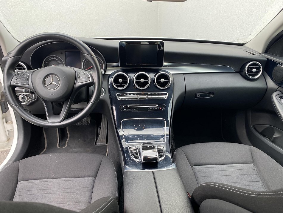 Mercedes-Benz Třída C 2.2 CDi  C 220