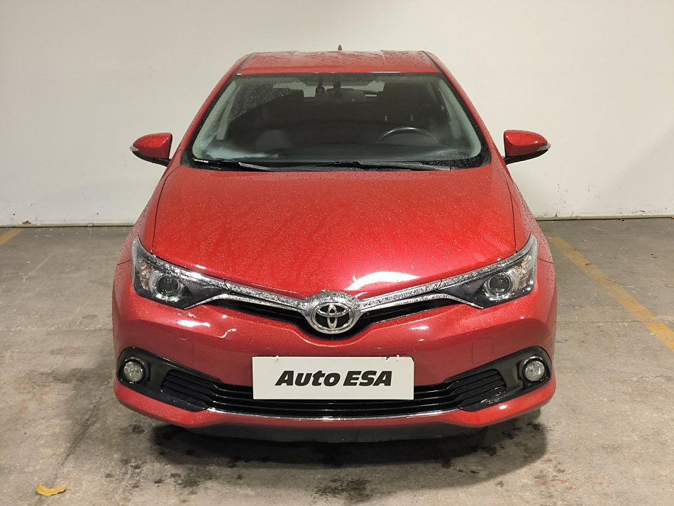 Toyota Auris 1.2 i 