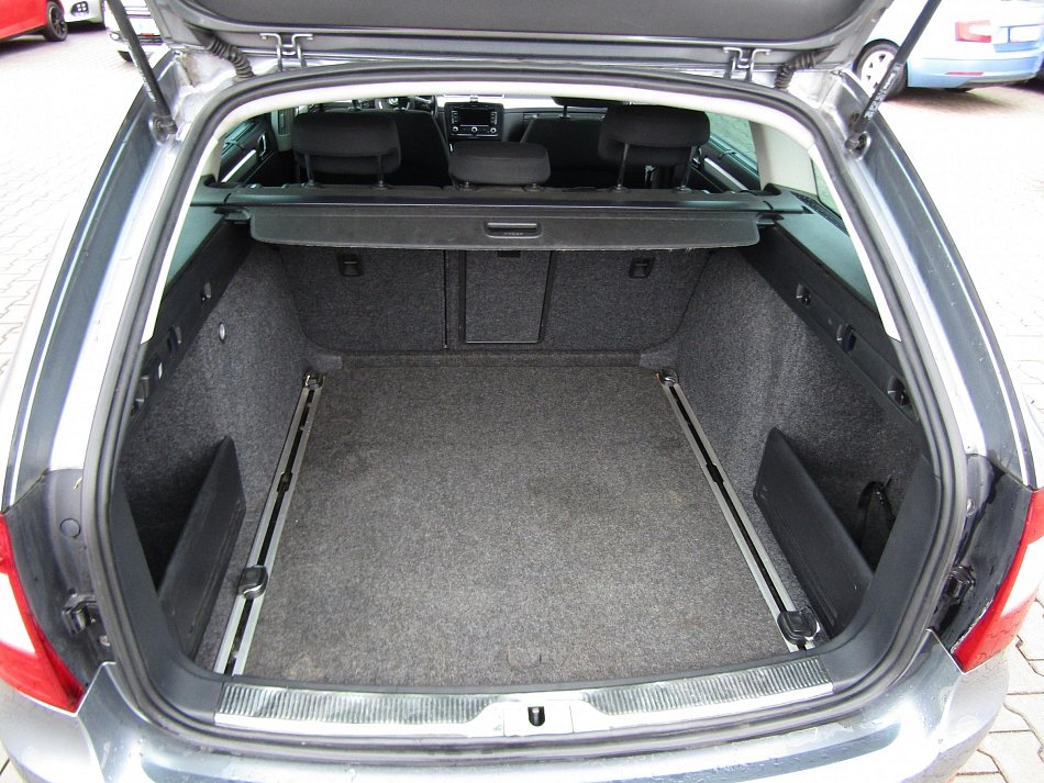 Škoda Superb II 2.0 TDi 