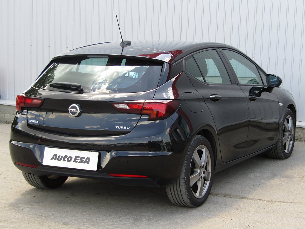 Opel Astra 1.4T 