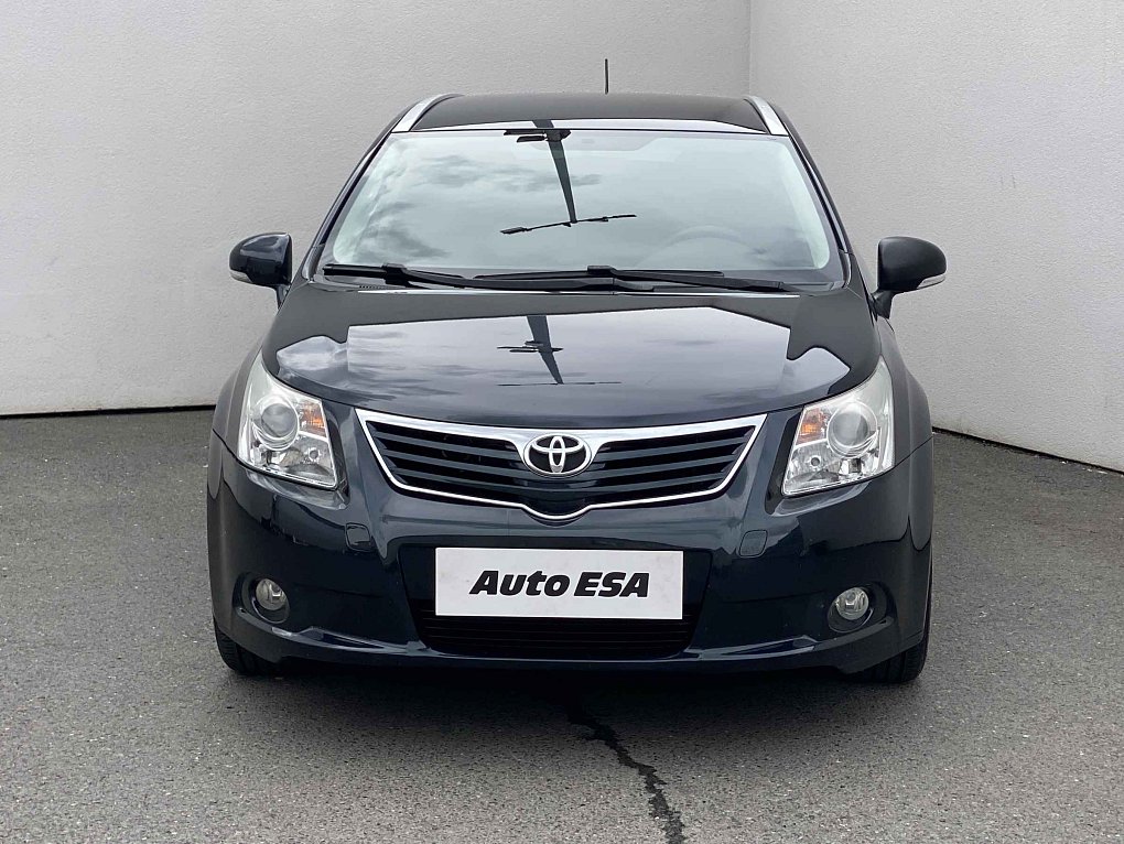 Toyota Avensis 1.8i 
