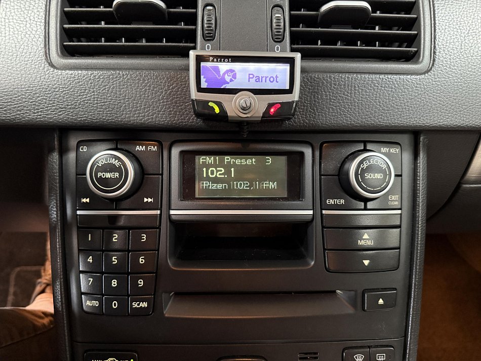Volvo XC90 2.4D  4x4, 7míst