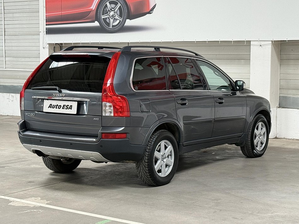 Volvo XC90 2.4D  4x4, 7míst