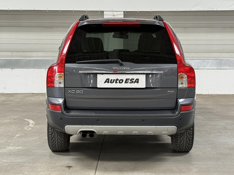 Volvo XC90 2.4D  4x4, 7míst