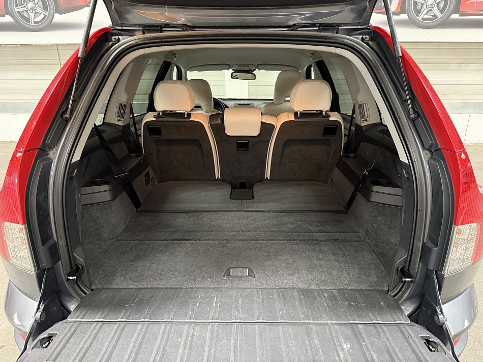 Volvo XC90 2.4D  4x4, 7míst
