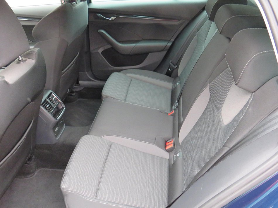 Škoda Octavia IV 1.5 TSi Ambition