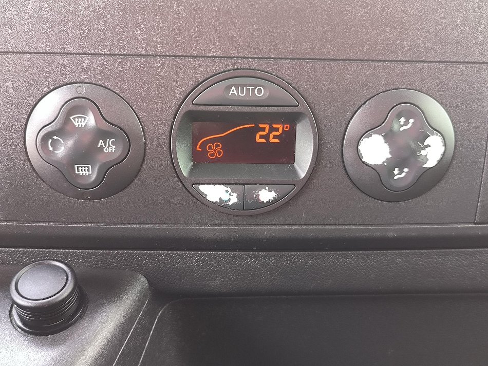 Renault Master 2.3dCi  L3H2 BOTT