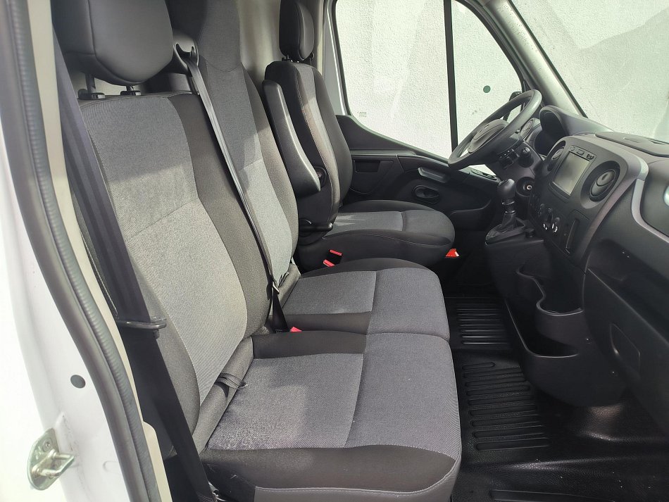 Renault Master 2.3dCi  L3H2 BOTT