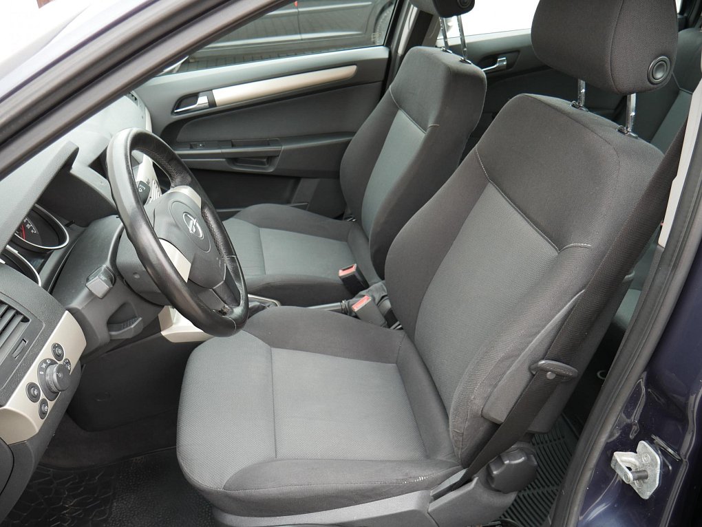 Opel Astra 1.7 CDTi 