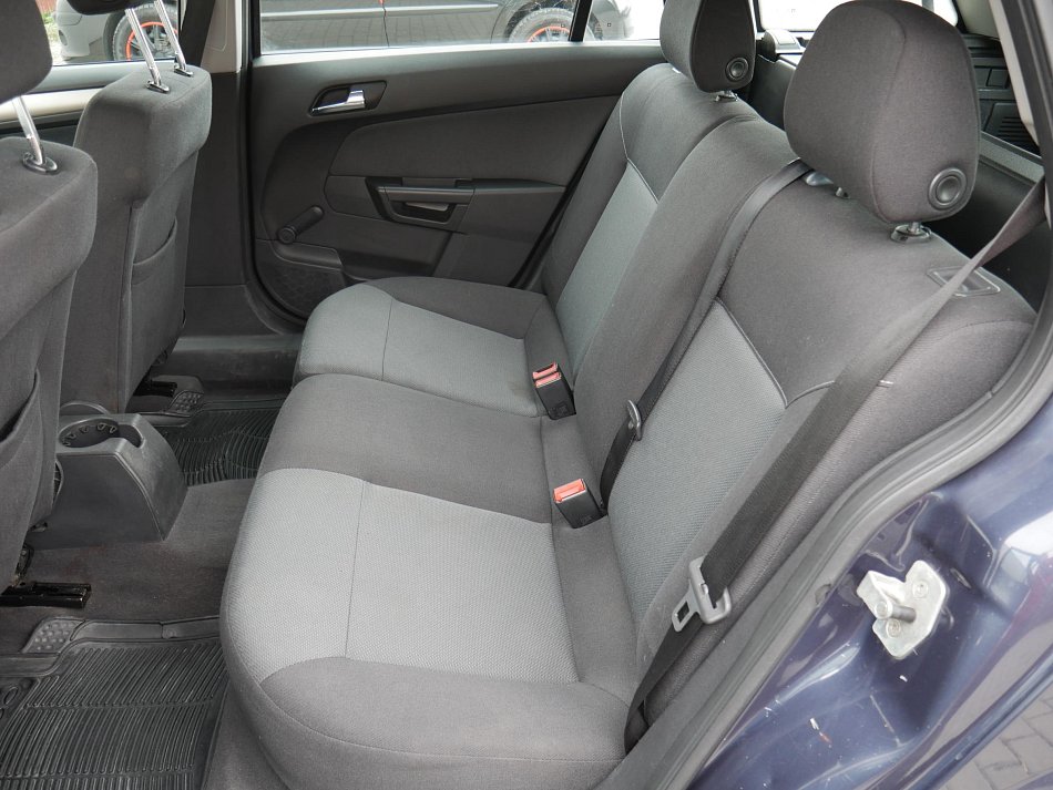 Opel Astra 1.7 CDTi 