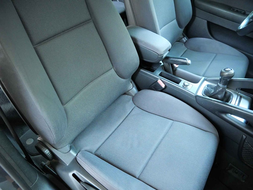 Audi A3 1.6i 