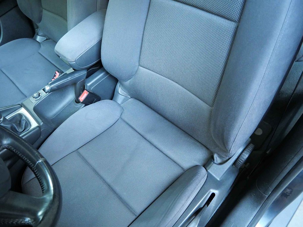 Audi A3 1.6i 