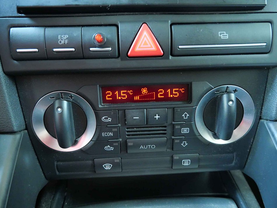 Audi A3 1.6i 