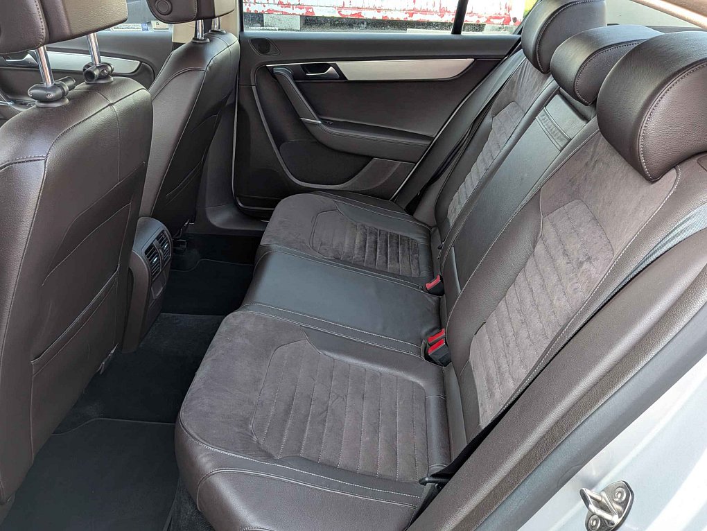 Volkswagen Passat 2.0TDi 