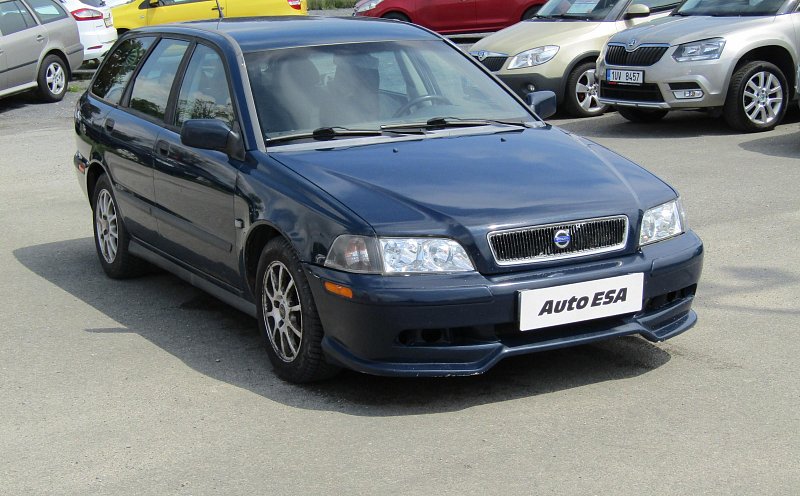 Volvo V40 1.9D 