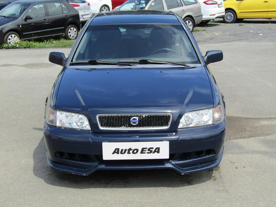 Volvo V40 1.9D 