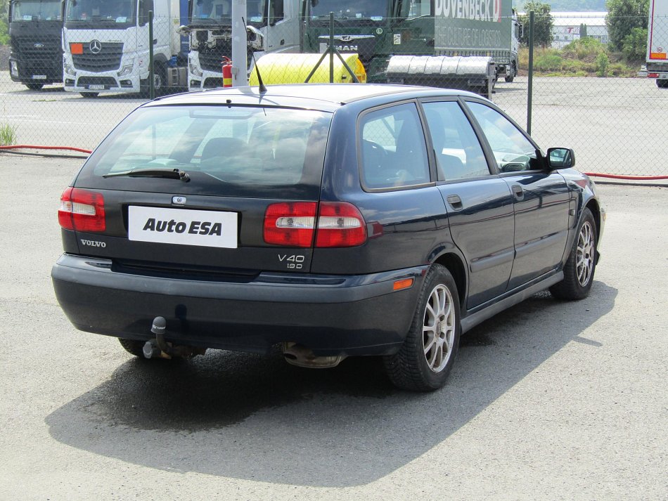 Volvo V40 1.9D 