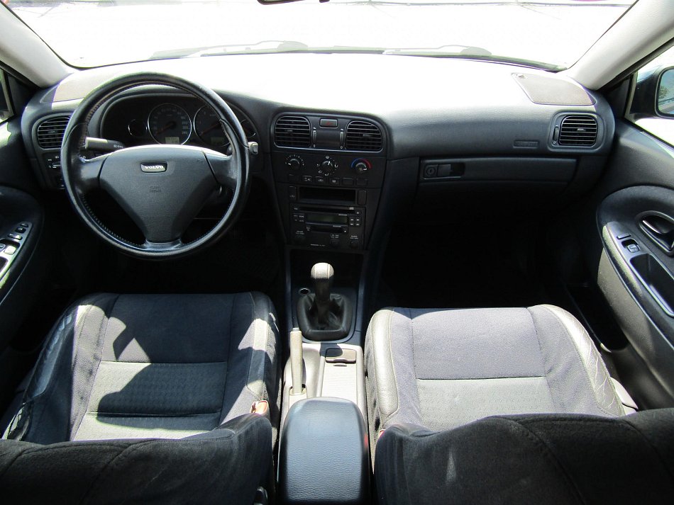 Volvo V40 1.9D 