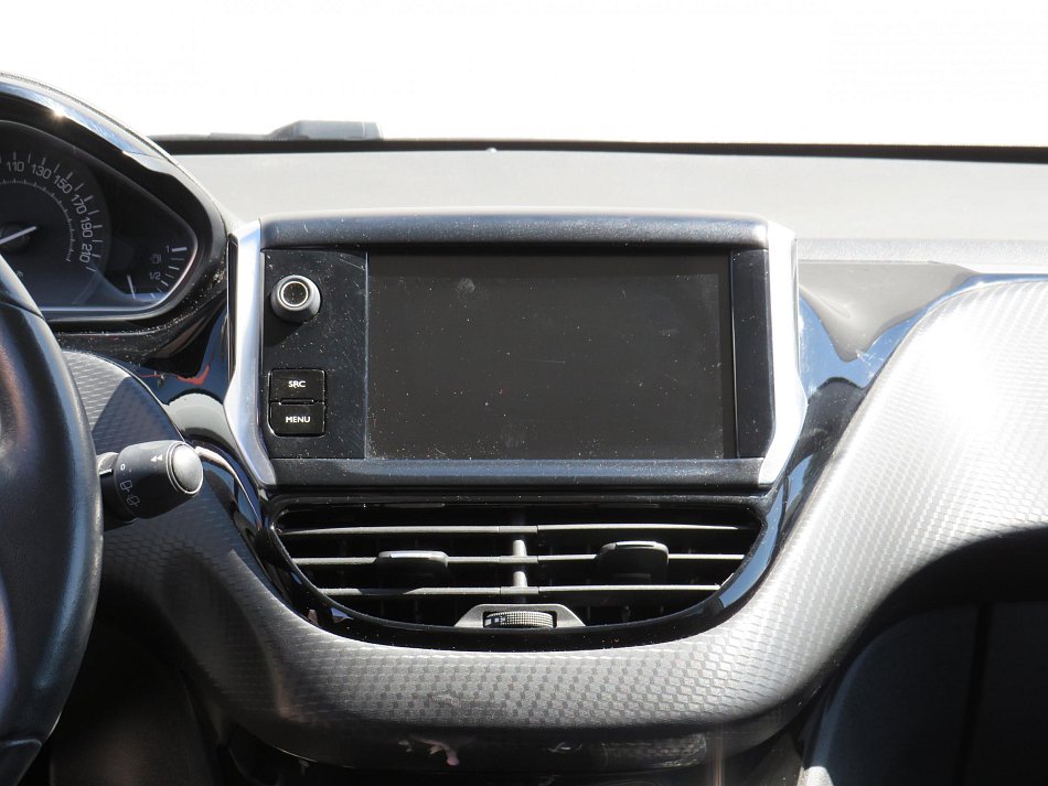 Peugeot 2008 1.2PT 