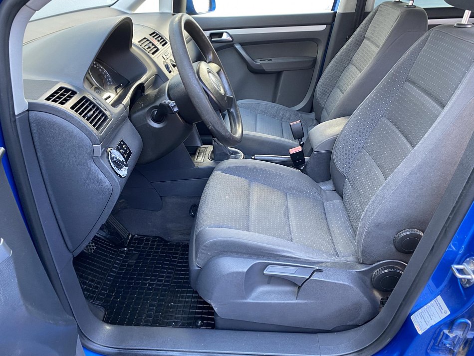 Volkswagen Touran 2.0TDi 