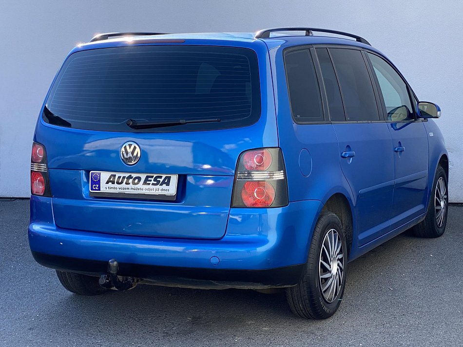 Volkswagen Touran 2.0TDi 