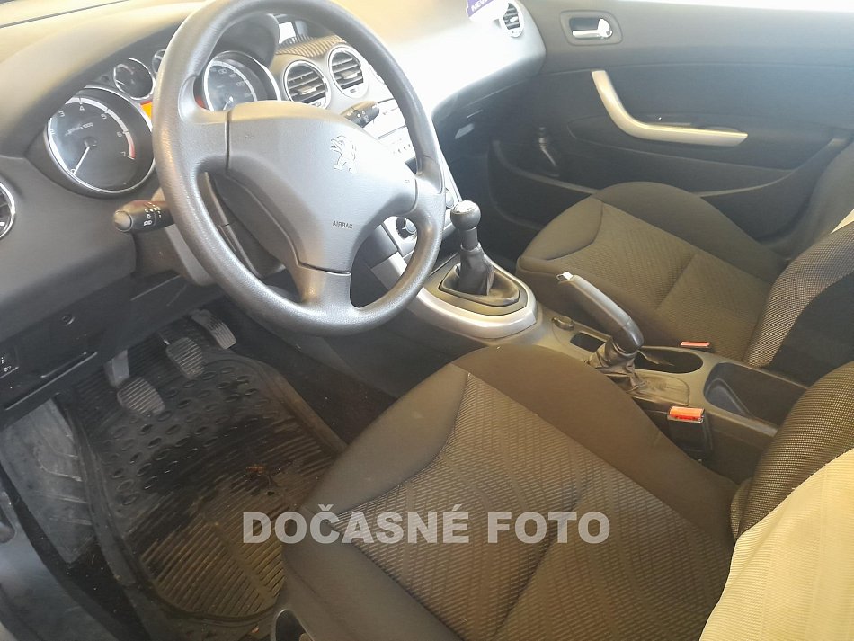 Peugeot 308 1.4i 
