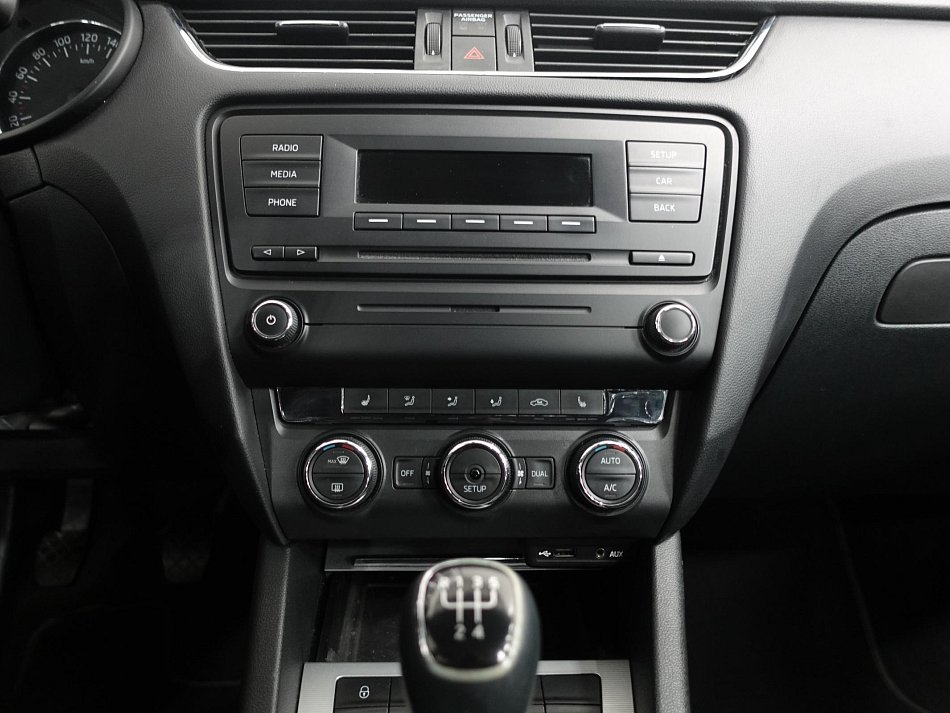 Škoda Octavia III 1.6 TDi Elegance