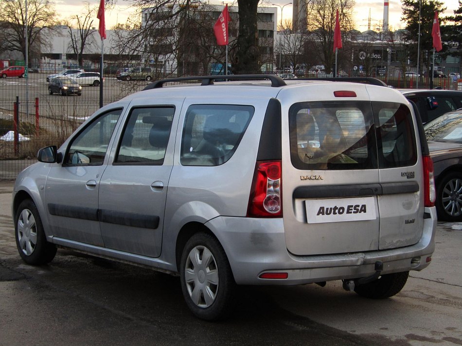 Dacia Logan 1.6i 