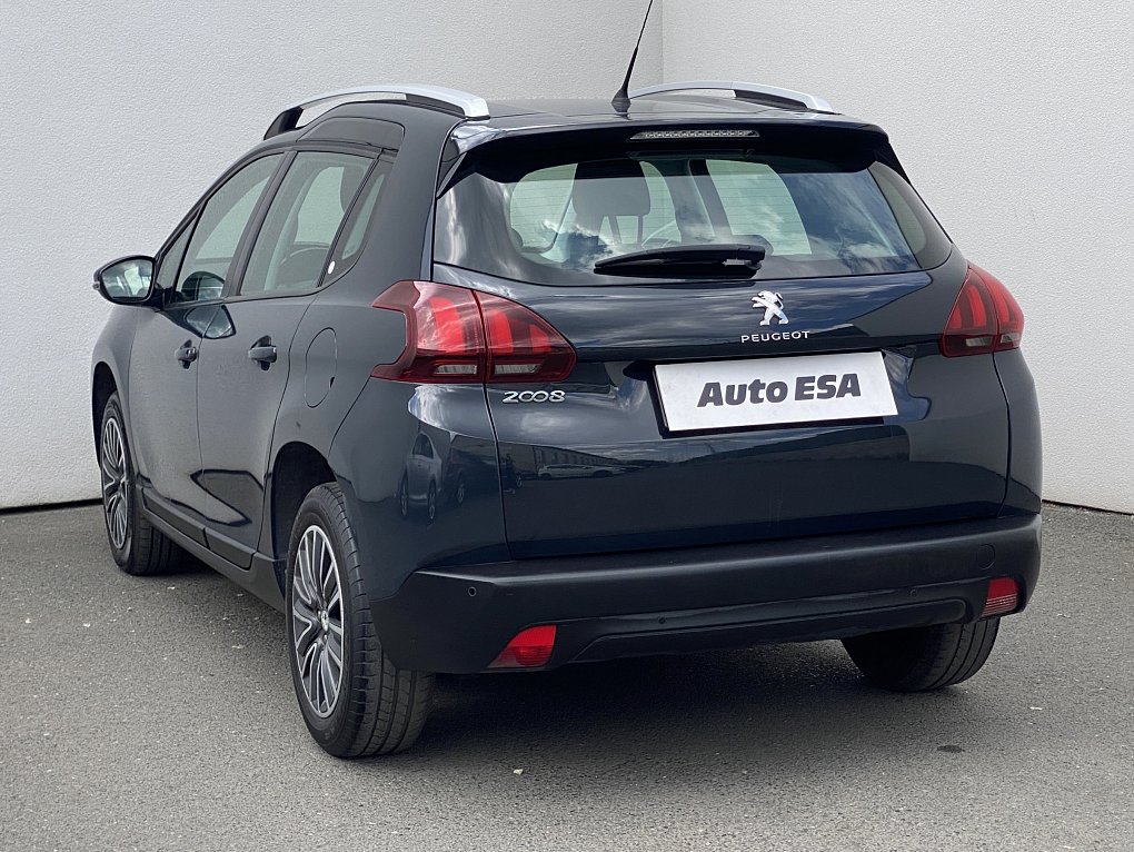 Peugeot 2008 1.2 PT 