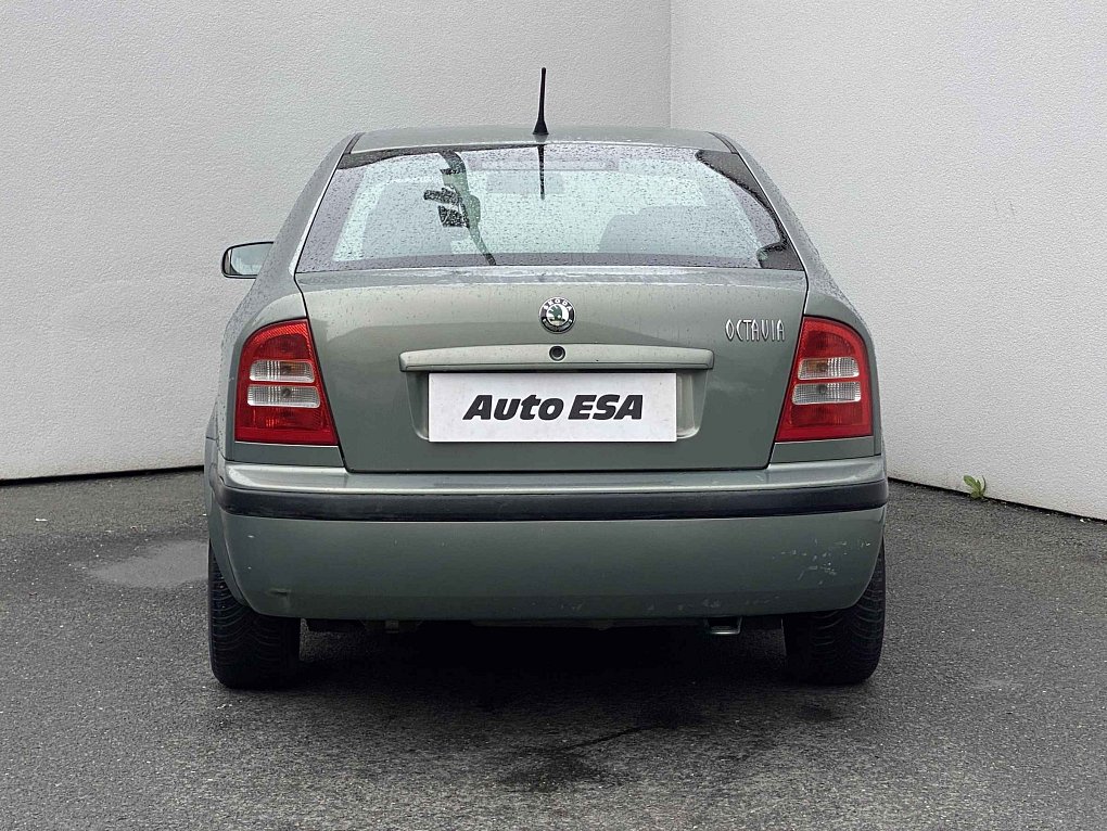Škoda Octavia 1.8T Elegance
